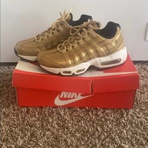 Women’s Air Max 95 QS